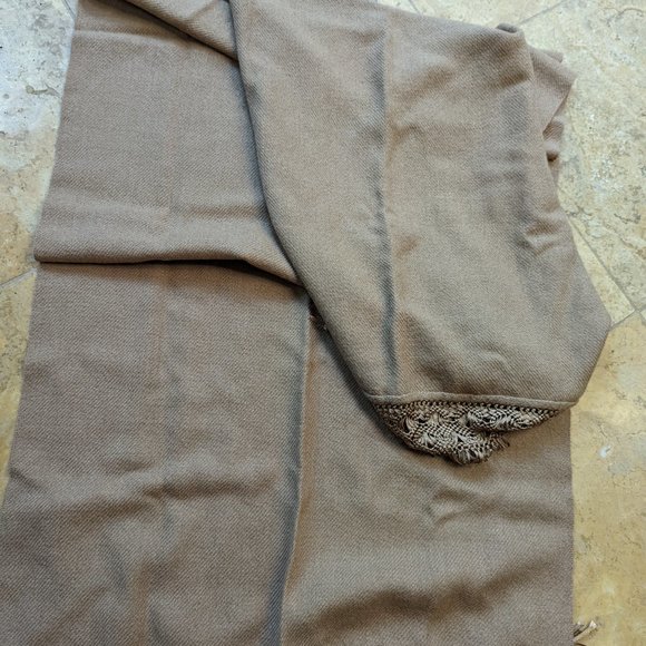 NWT- Beige Italian Scarf - Picture 4 of 5